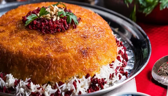  برنج بخارپز یکی از غذاهای پرطرفدار ایرانی