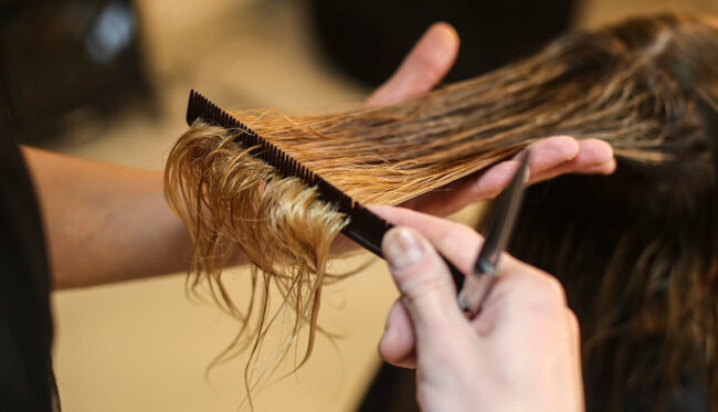 ابزار مهم کوتاهی مو برای کوتاه کردن موی بانوان