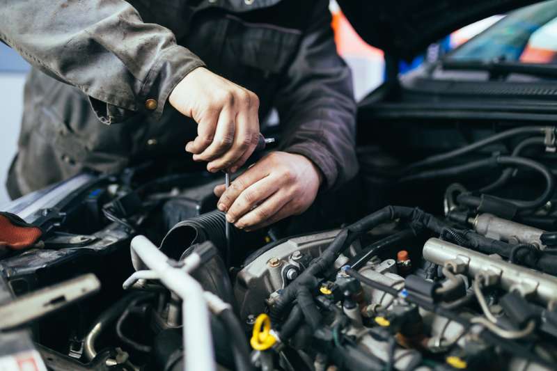 8 مهارتی که هر تکنسین تعمیر خودرو باید داشته باشد