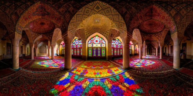 مسجد نصیرالملک یکی از بهترین مکان‌های عکاسی در ایران
